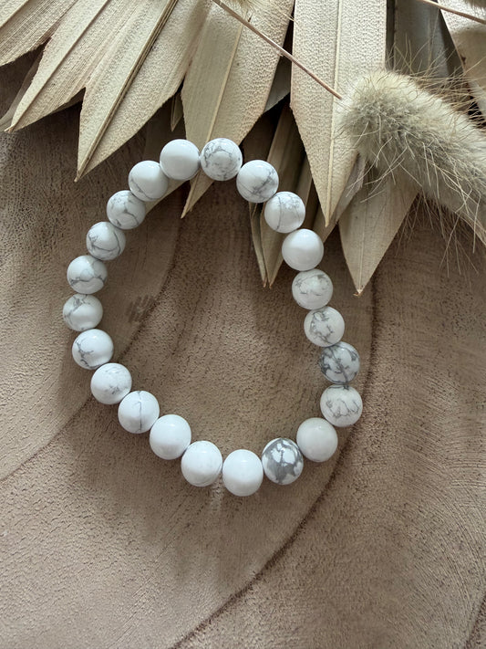 Howlite Bracelet 8mm